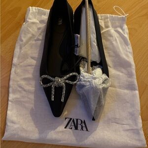 NWT Zara Black Pointed Embellished Bow Flats